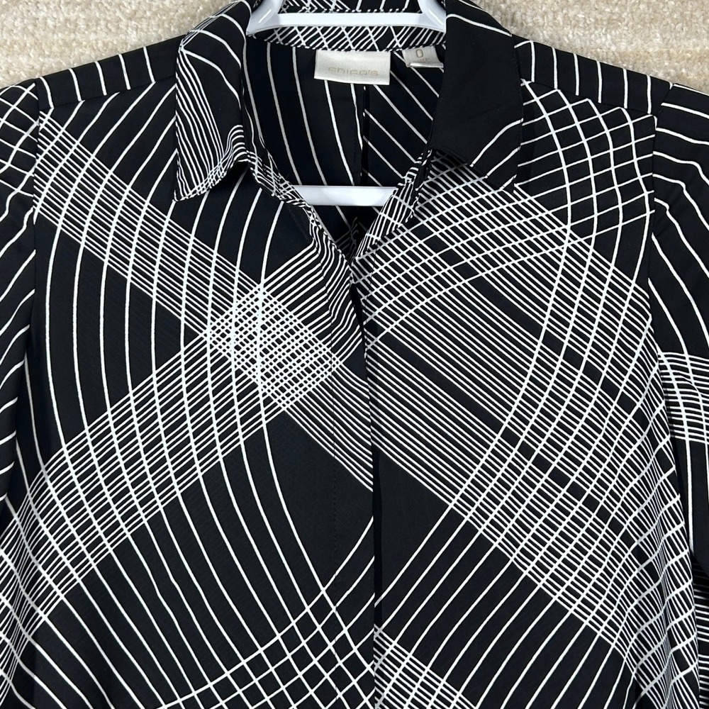 Chicos Women 90s Minimalist Geometric Grid Roll Tab Blouse Black White Size 0 S